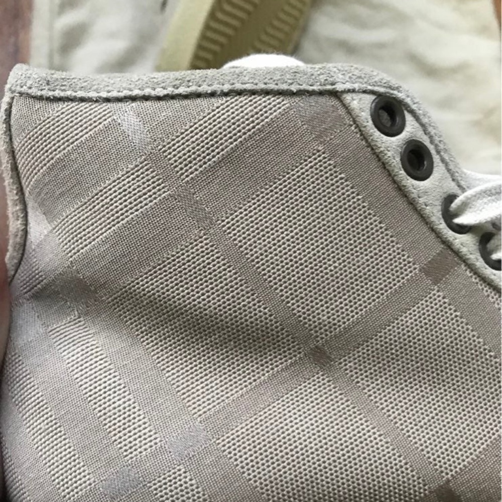 Burberry High-Top Sneakers with Cream Soles - Picture 3 of 4